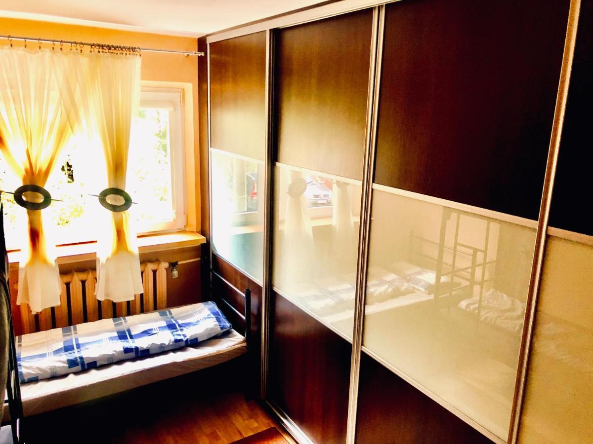 Wynajemzklasa Hostel Krasków Εξωτερικό φωτογραφία
