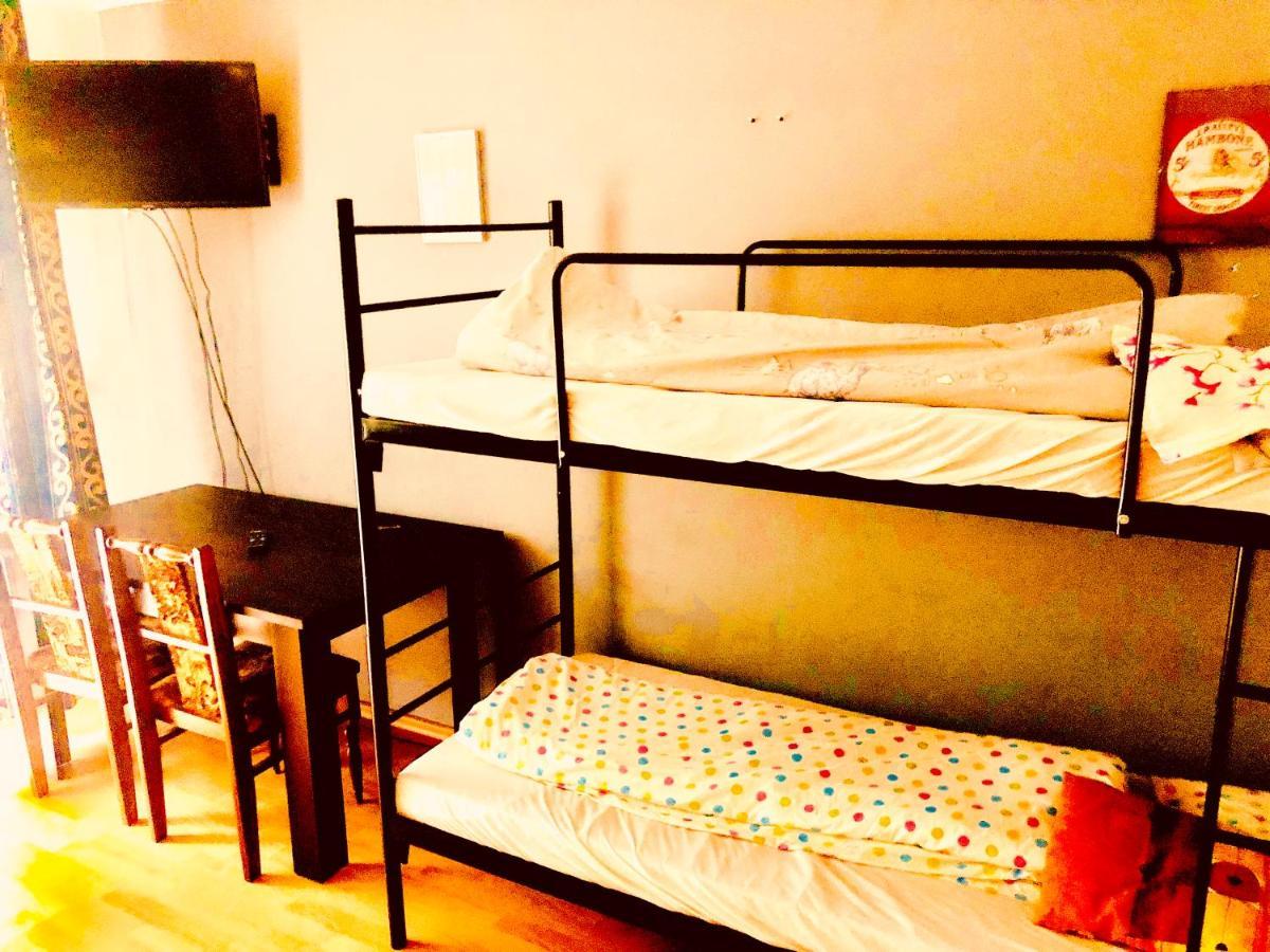 Wynajemzklasa Hostel Krasków Εξωτερικό φωτογραφία